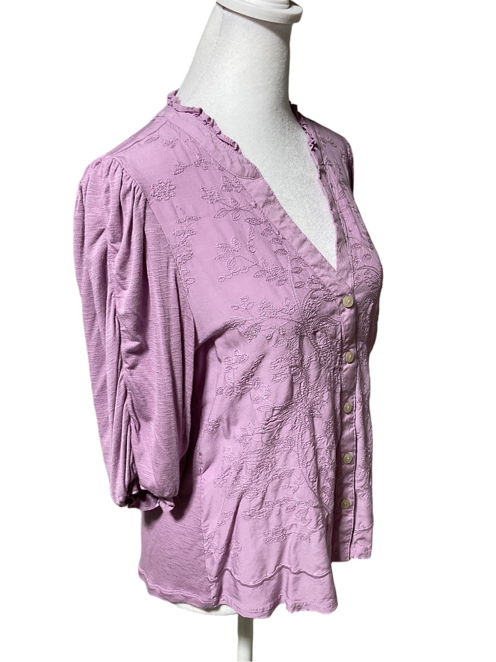 Democracy Embroidered Blouse - Picture 4 of 9